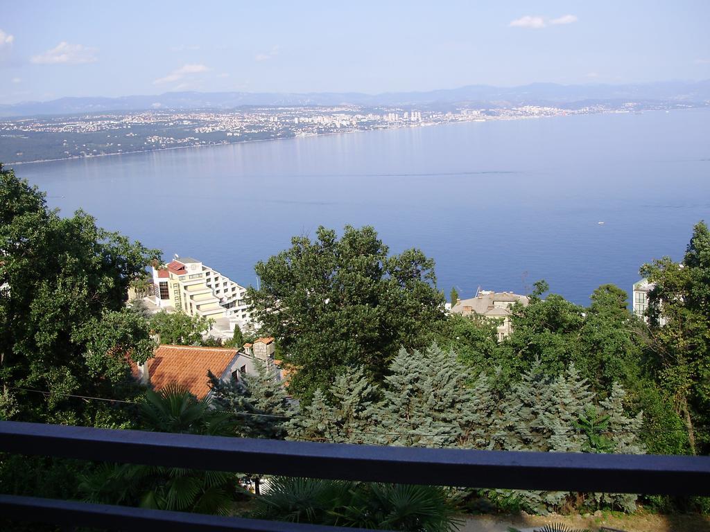 Apartment Ana Opatija Quarto foto